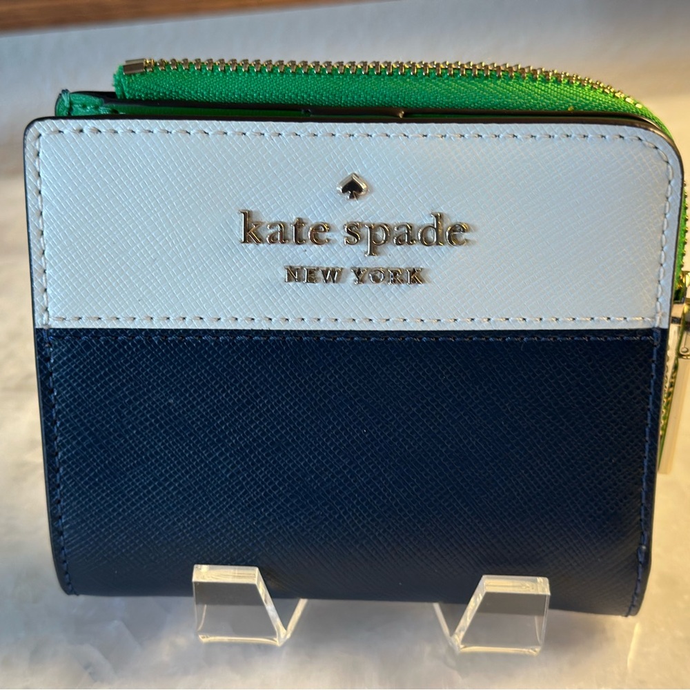 Kate Spade Blue and White Wallet Elegant Design